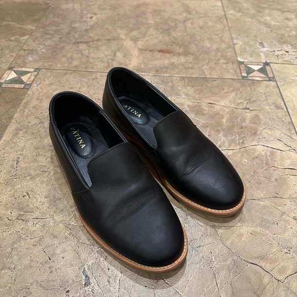 Rounded Leather Loafer - like new - Picture 5 of 6